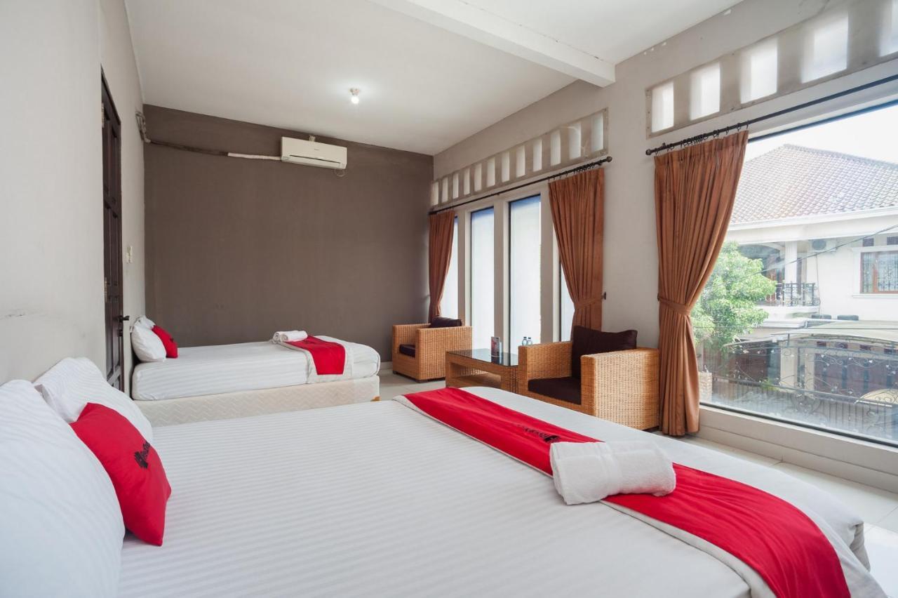 Hotel Reddoorz Syariah Near Taman Air Mancur Bogor Exteriér fotografie